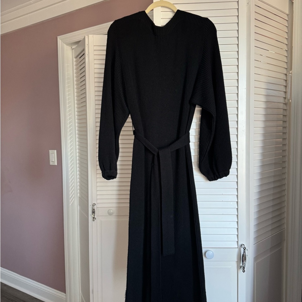 Knite black dress